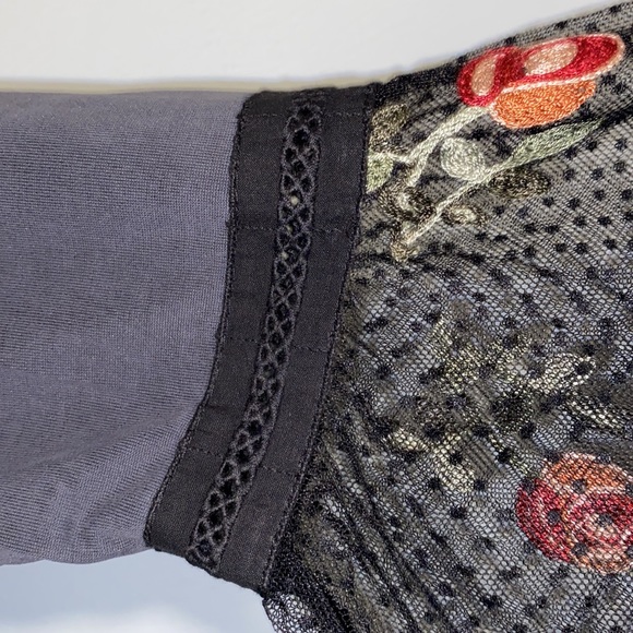 ❌DONATED❌Charcoal Gray Off The Shoulders Mesh Floral Bell Sleeve Tie Knot Top - Picture 9 of 13